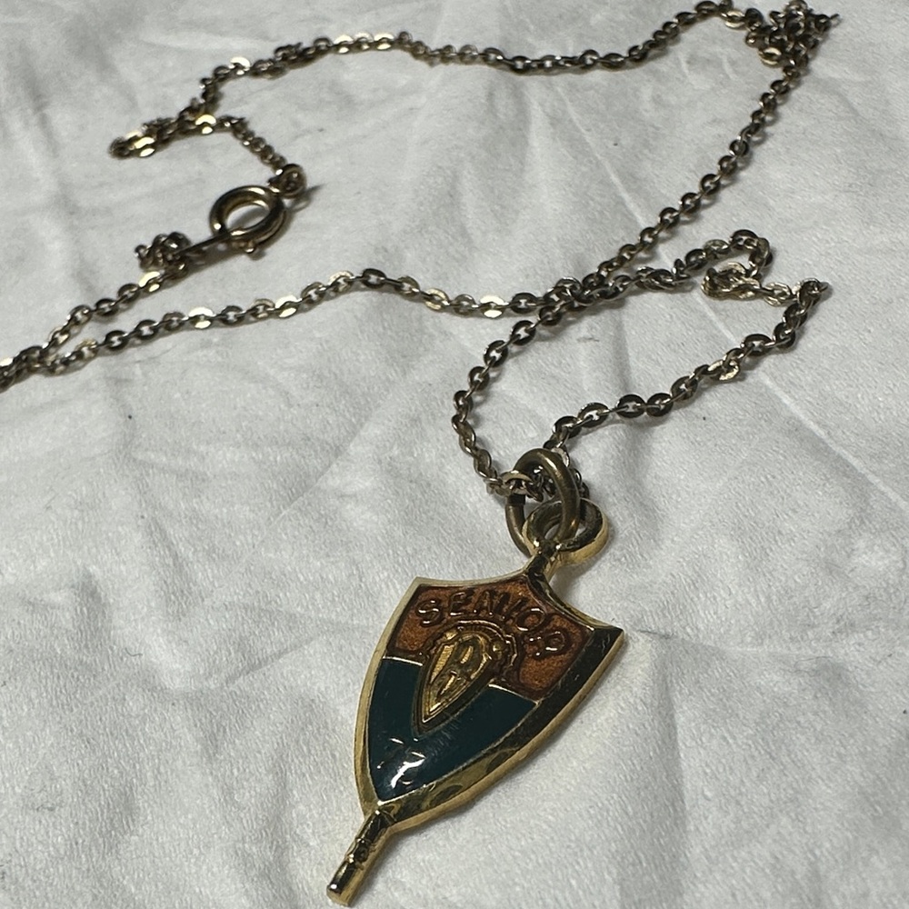 Vintage Jostens senior scholastic key Pendant Necklace - Picture 2 of 8